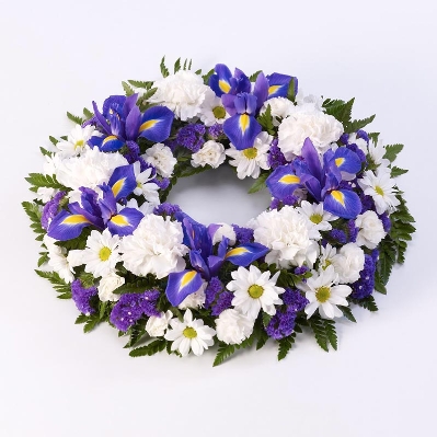 Classic Wreath Purple and White