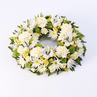 Classic Wreath Yellow and Cream