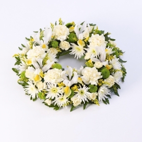 Classic Wreath Yellow and Cream